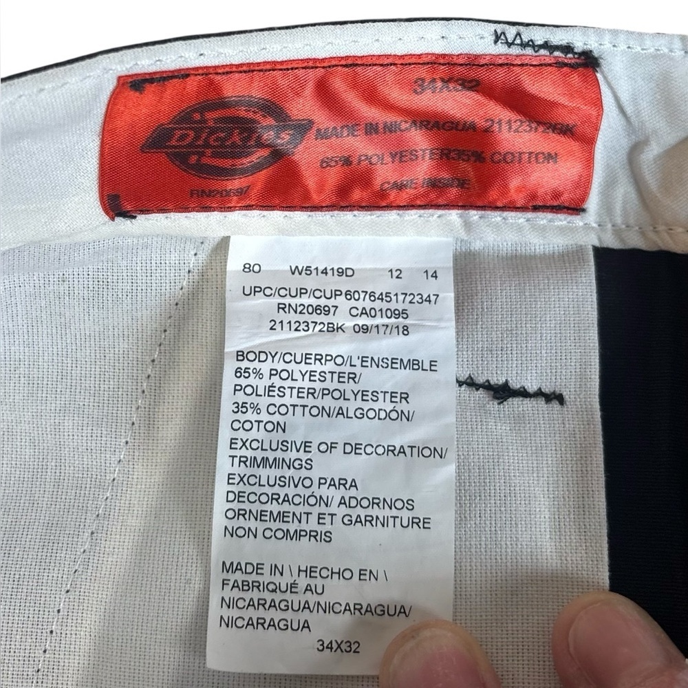 NWT Dickies Men's Black Relaxed Fit Cargo Work Pants 34x32 - Picture 6 of 6